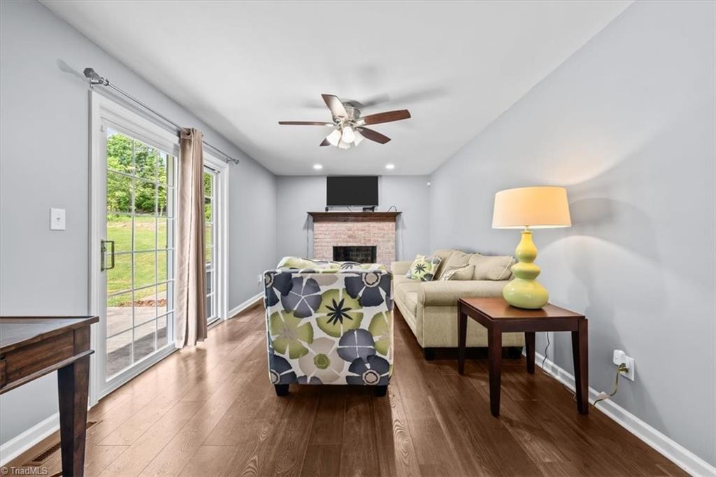836 Greystone Road Asheboro, NC 27203 - Photo 10 of 41 Gallery Image 10
