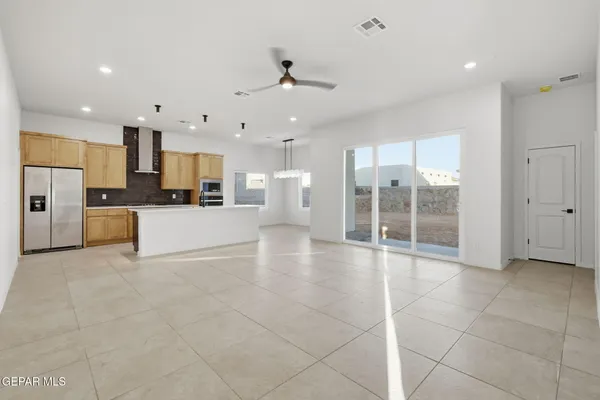 $575,000 | 13208 Nacho Alvarado Drive, Clint, TX 79836