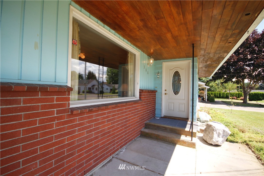 300 First Street Sumas, WA 98295 - Photo 4 of 25 Gallery Image 4