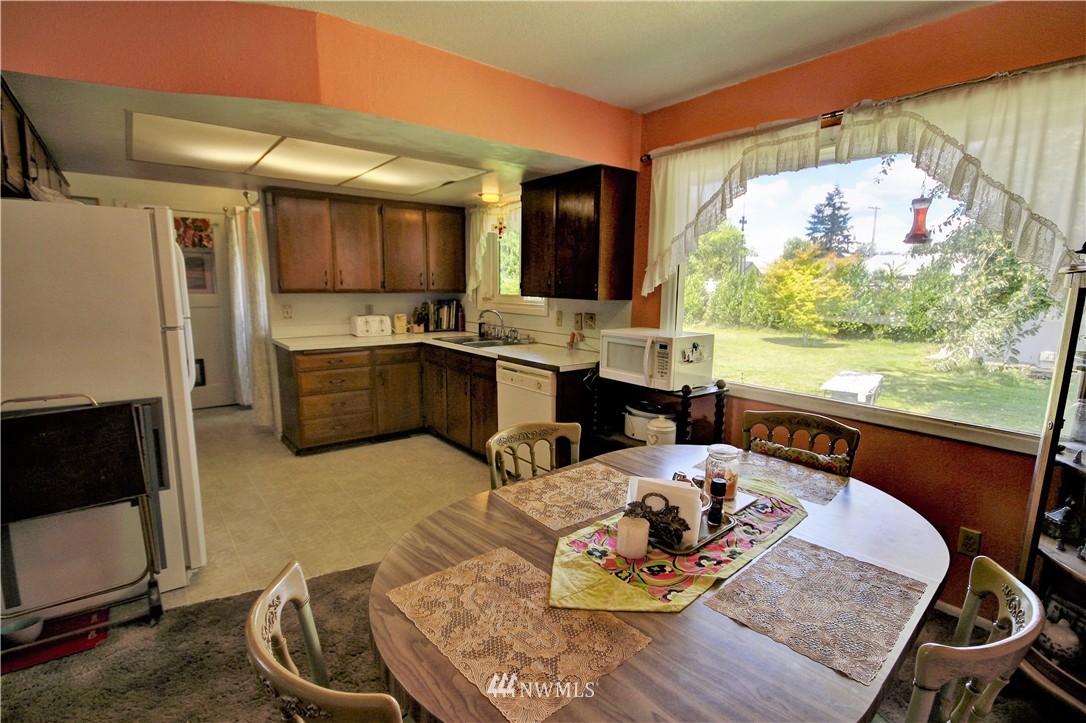 300 First Street Sumas, WA 98295 - Photo 8 of 25 Gallery Image 8