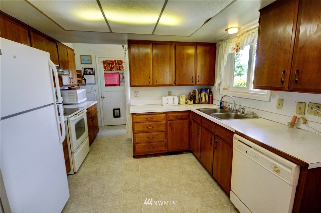 300 First Street Sumas, WA 98295 - Photo 9 of 25 Gallery Image 9