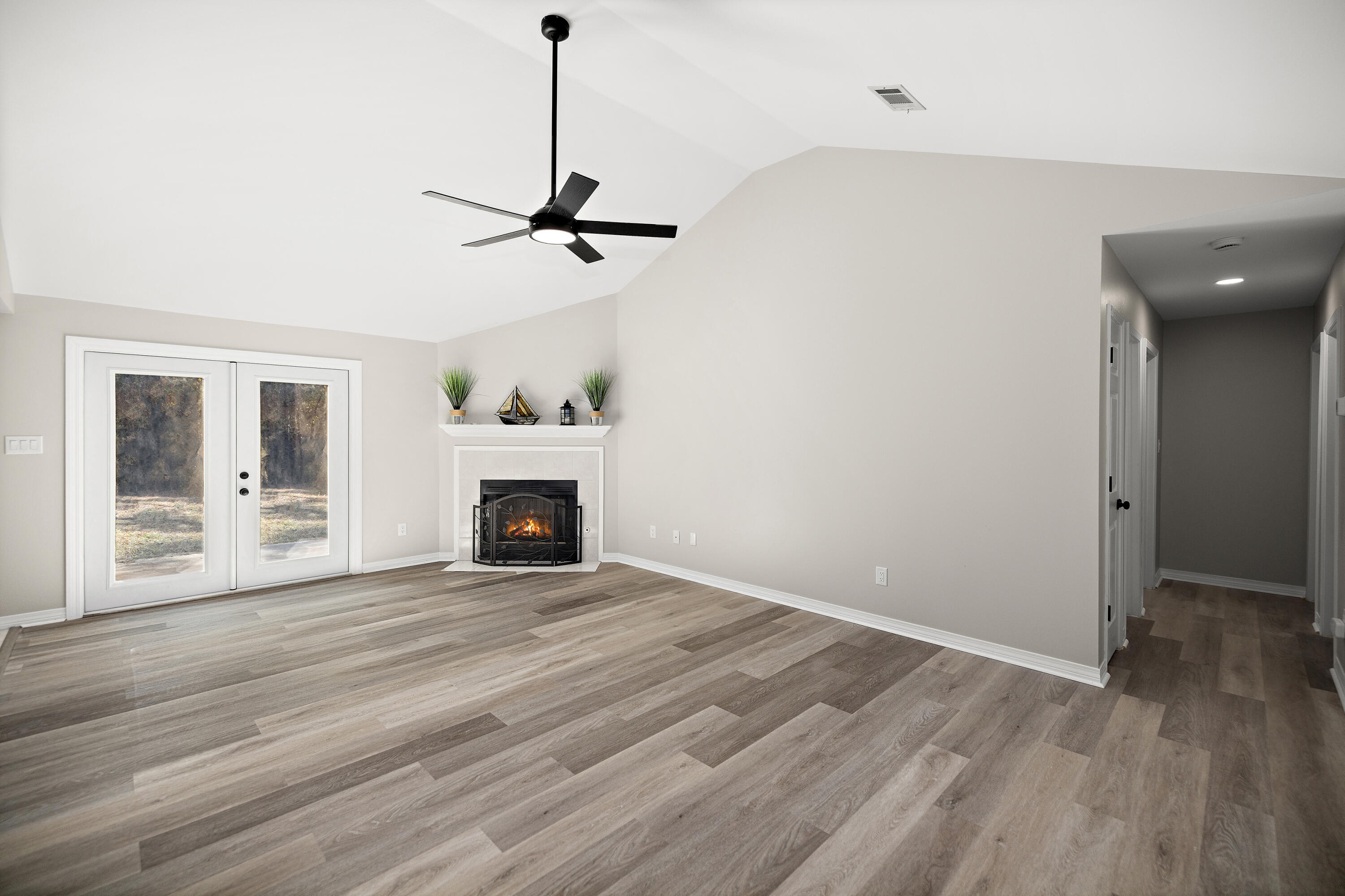 140 Harding Road Niceville, FL 32578 - Photo 9 of 56 140HardingRd-Niceville-FL-029