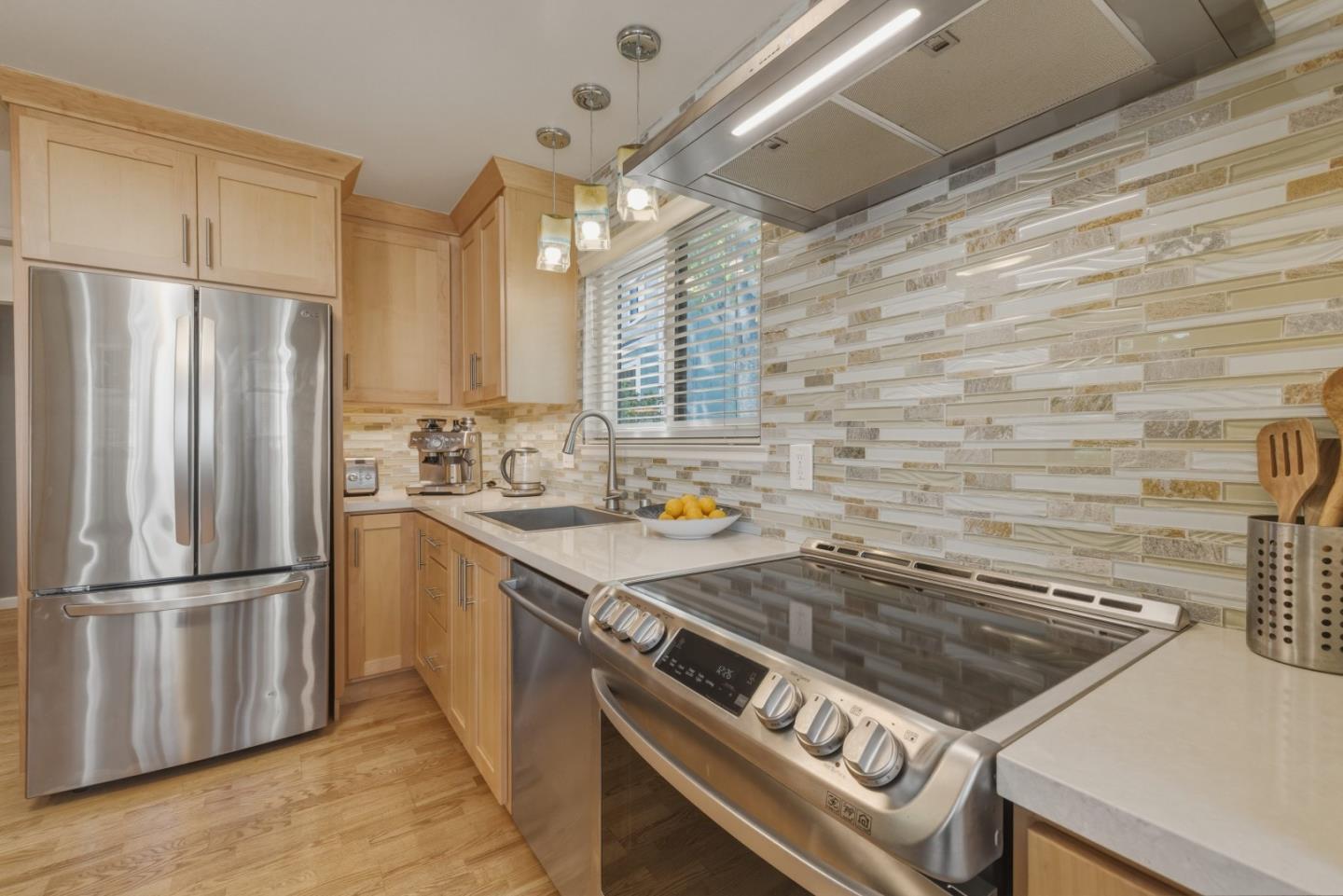 221 North Rengstorff Avenue, Unit 1 Mountain View, CA 94043 - Photo 18 of 54