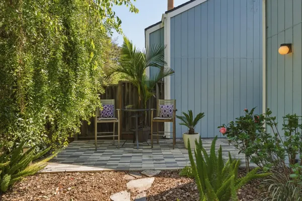 $1,488,000 | 221 North Rengstorff Avenue, Unit 1, Mountain View, CA 94043