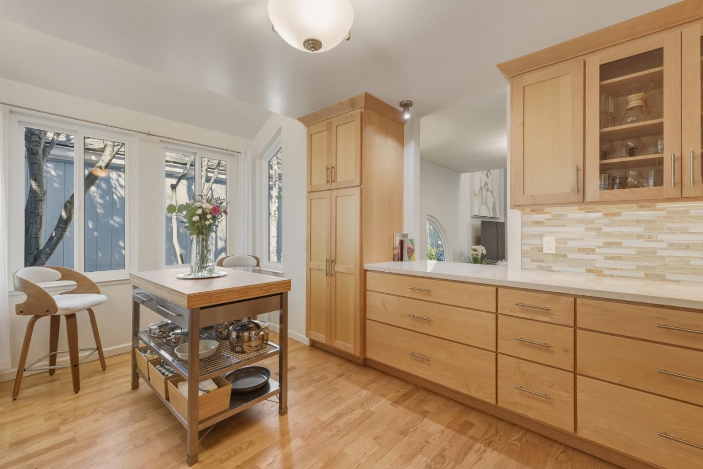 221 North Rengstorff Avenue, Unit 1 Mountain View, CA 94043 - Photo 4 of 54