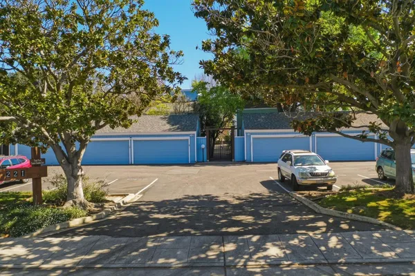 $1,488,000 | 221 North Rengstorff Avenue, Unit 1, Mountain View, CA 94043