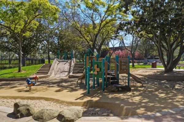 $1,488,000 | 221 North Rengstorff Avenue, Unit 1, Mountain View, CA 94043