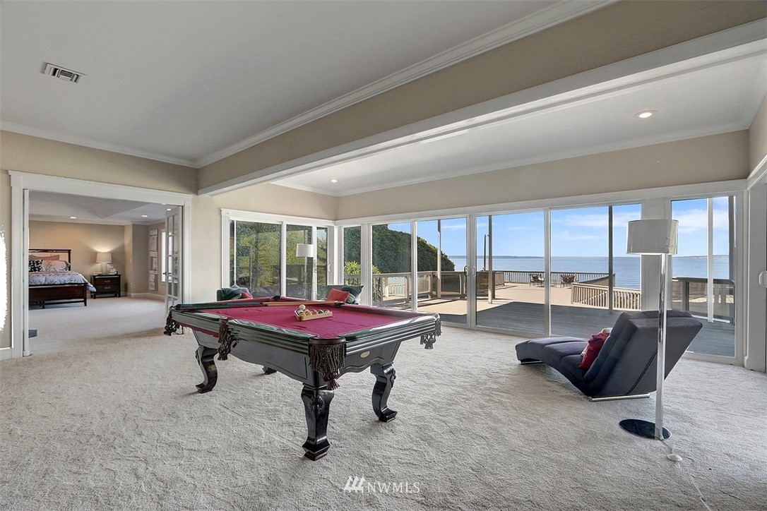 8001 Talbot Road Edmonds, WA 98026 - Photo 30 of 40