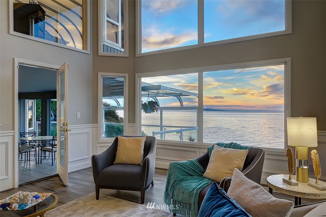 8001 Talbot Road Edmonds, WA 98026 - Photo 6 of 40