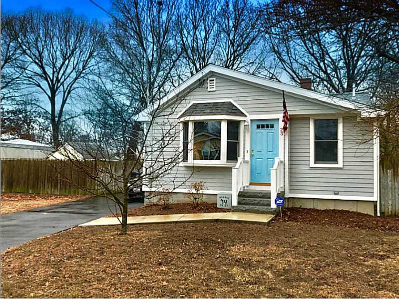 23 Tarleton Street Warwick, RI 02889 - Photo 1 of 16 Exterior Front.