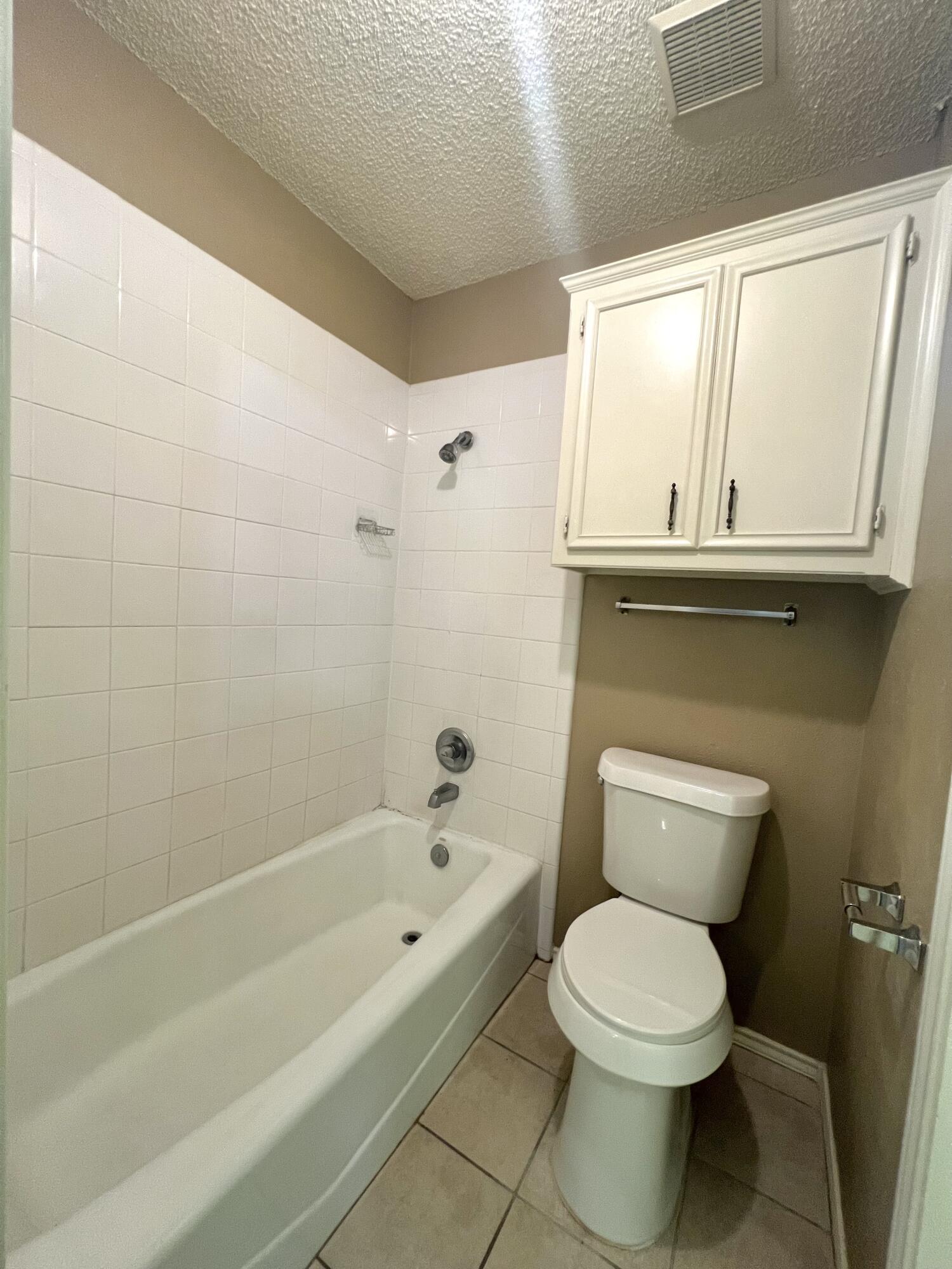 5702 Brownfield Drive, Unit C Lubbock, TX 79414 - Photo 11 of 14 IMG_3732