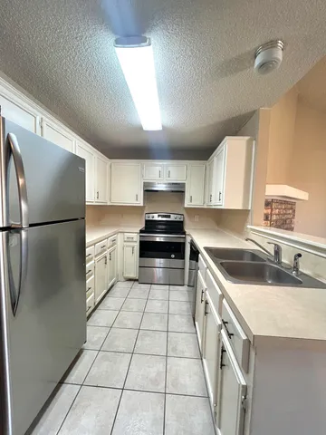 $850 | 5702 Brownfield Drive, Unit C, Lubbock, TX 79414