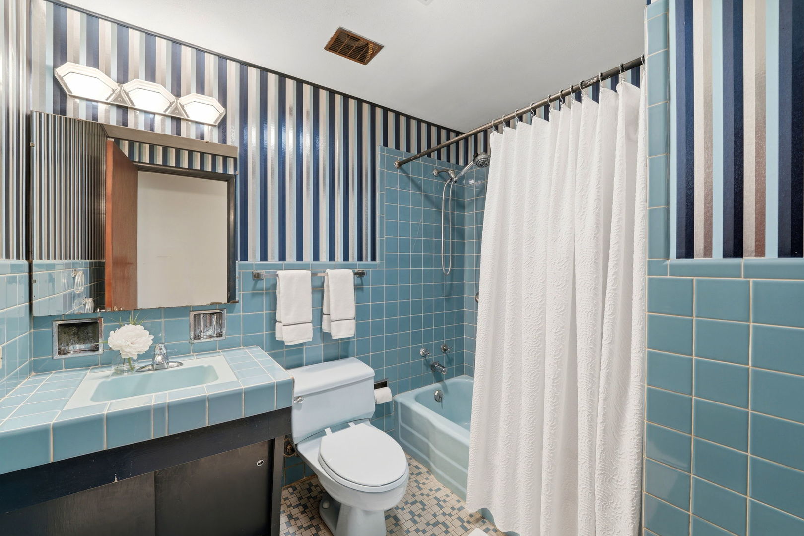 371 South St Marys Road Libertyville, IL 60048 - Photo 24 of 32