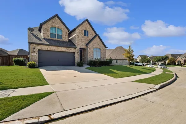 $2,995 | 830 Knoxbridge Road, Forney, TX 75126