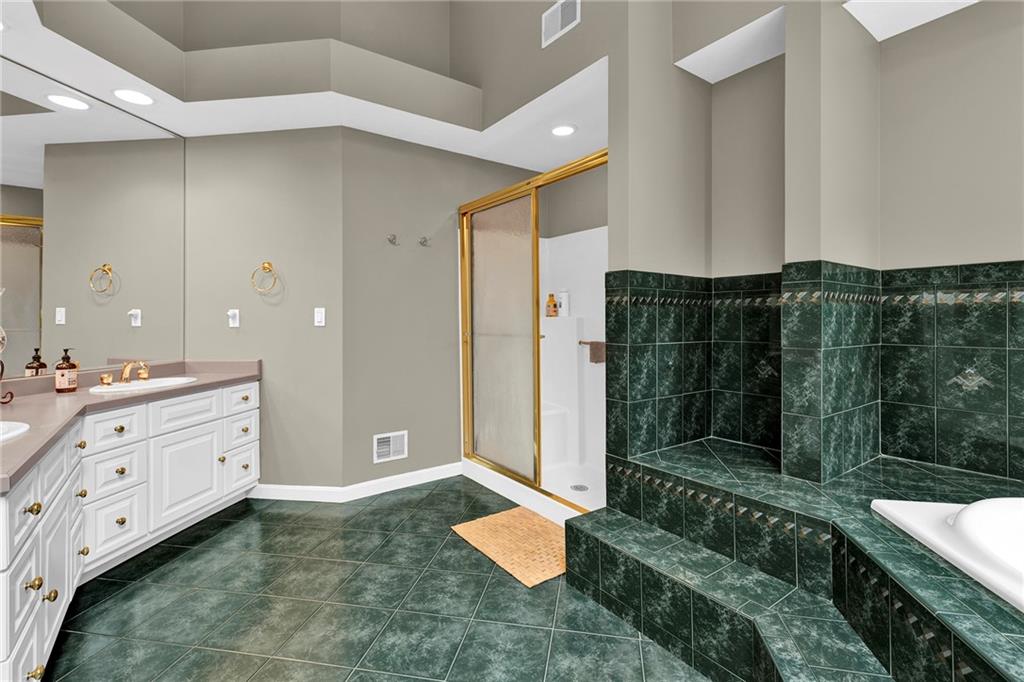 164 Wellington Road Aliquippa, PA 15001 - Photo 13 of 25 Gallery Image 13