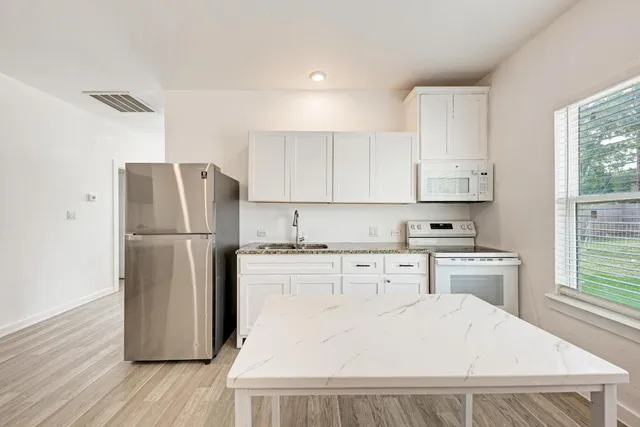 $395,000 | 114 Crepe Myrtle Parkway, Elgin, TX 78621