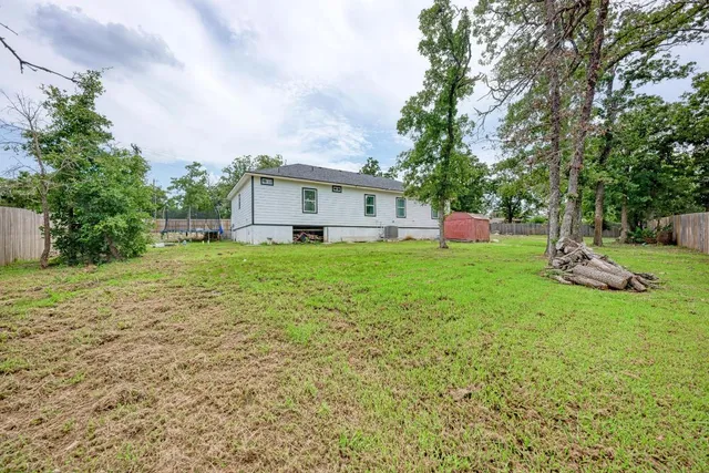 $395,000 | 114 Crepe Myrtle Parkway, Elgin, TX 78621