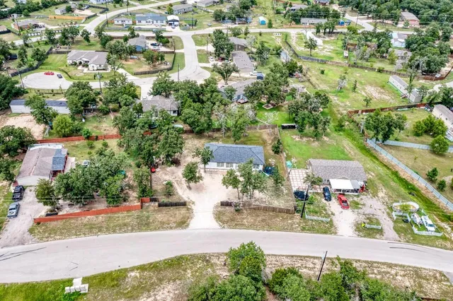 $395,000 | 114 Crepe Myrtle Parkway, Elgin, TX 78621