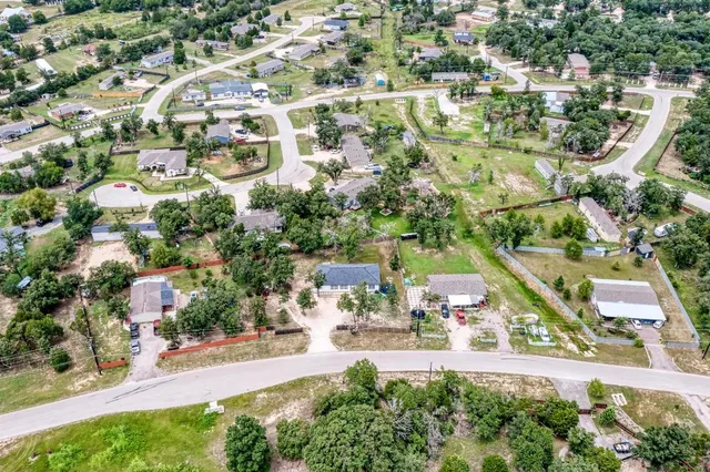 $395,000 | 114 Crepe Myrtle Parkway, Elgin, TX 78621