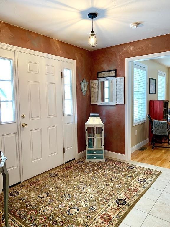 3 Harbor Trace Road Townsend, MA 01469 - Photo 3 of 40