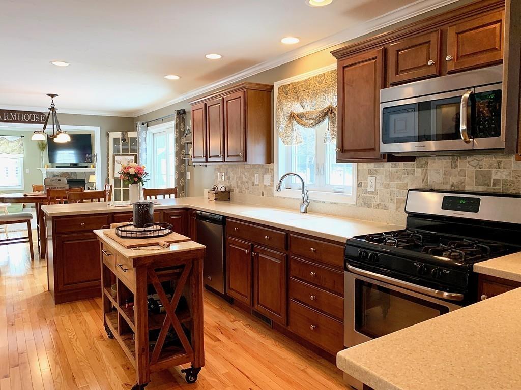 3 Harbor Trace Road Townsend, MA 01469 - Photo 6 of 40