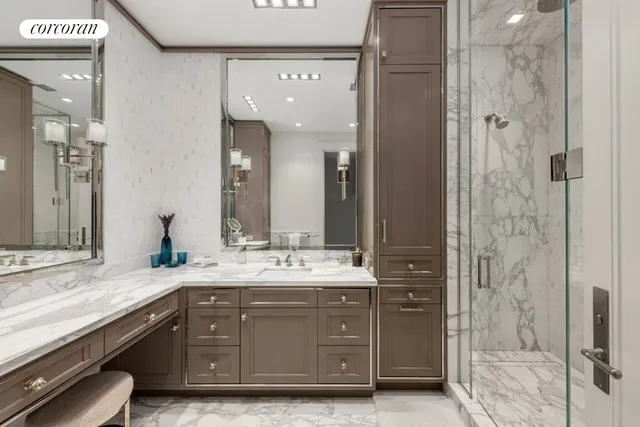 $16,250,000 | 159 East 61st Street | Lenox Hill