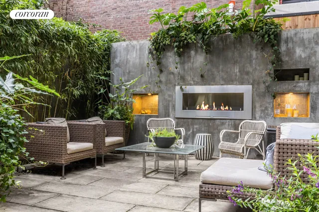 $16,250,000 | 159 East 61st Street | Lenox Hill