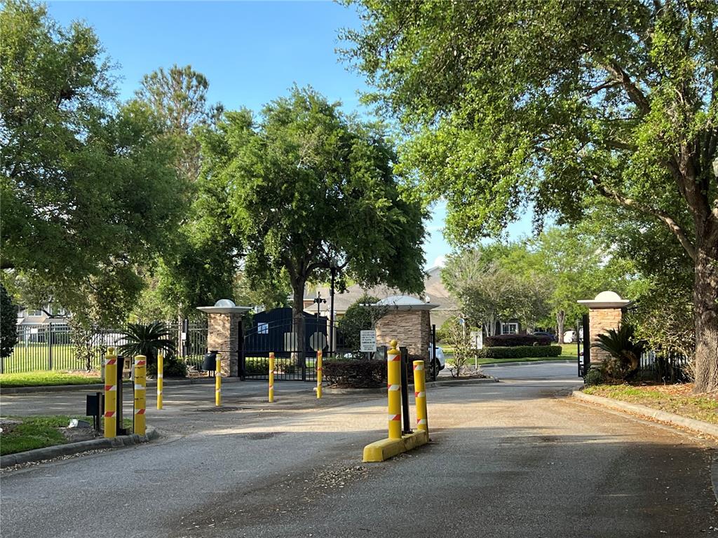 8210 Down Royal Road Tampa, FL 33610 - Photo 39 of 43