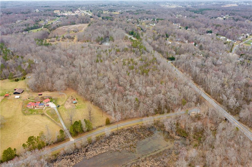 8300 West Harrell Road Kernersville, NC 27284 - Photo 5 of 16 Gallery Image 5