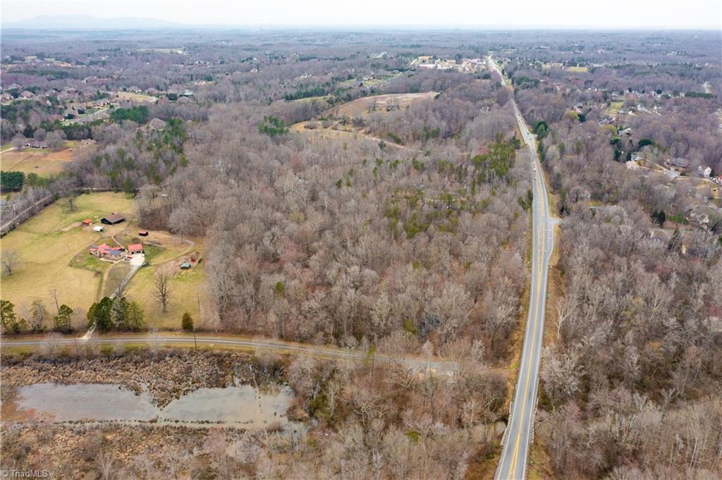 8300 West Harrell Road Kernersville, NC 27284 - Photo 6 of 16 Gallery Image 6