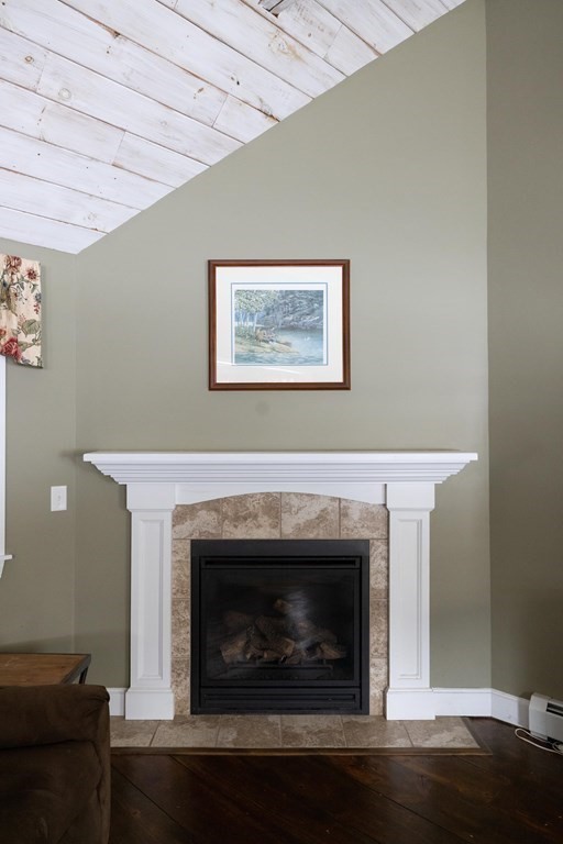 10 Governor Fairbanks Road Brimfield, MA 01010 - Photo 14 of 42 a living room with a fireplace