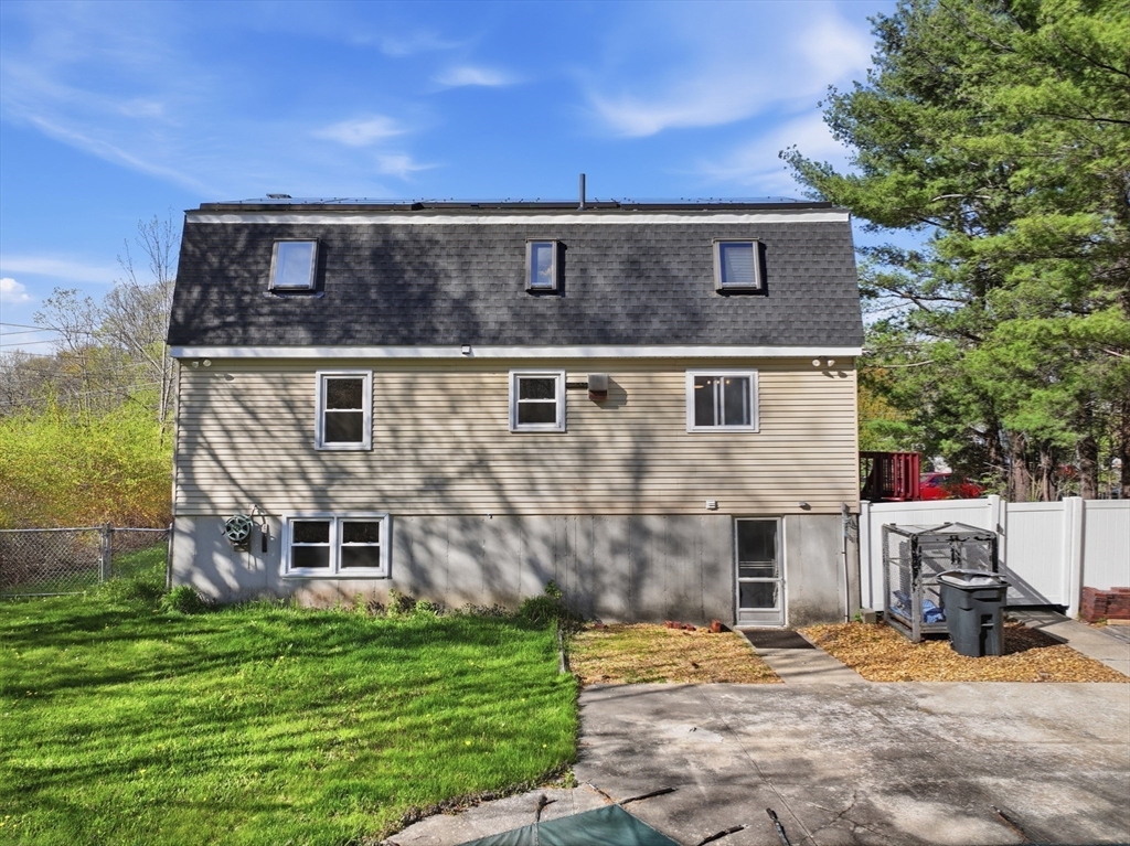 15 Briarwood Road Rutland, MA 01543 - Photo 27 of 37