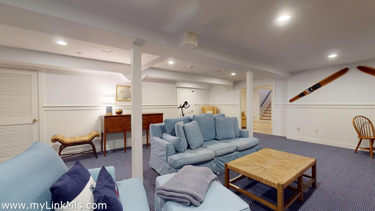 39 A Milk Street Nantucket, MA 02554 - Photo 45 of 56