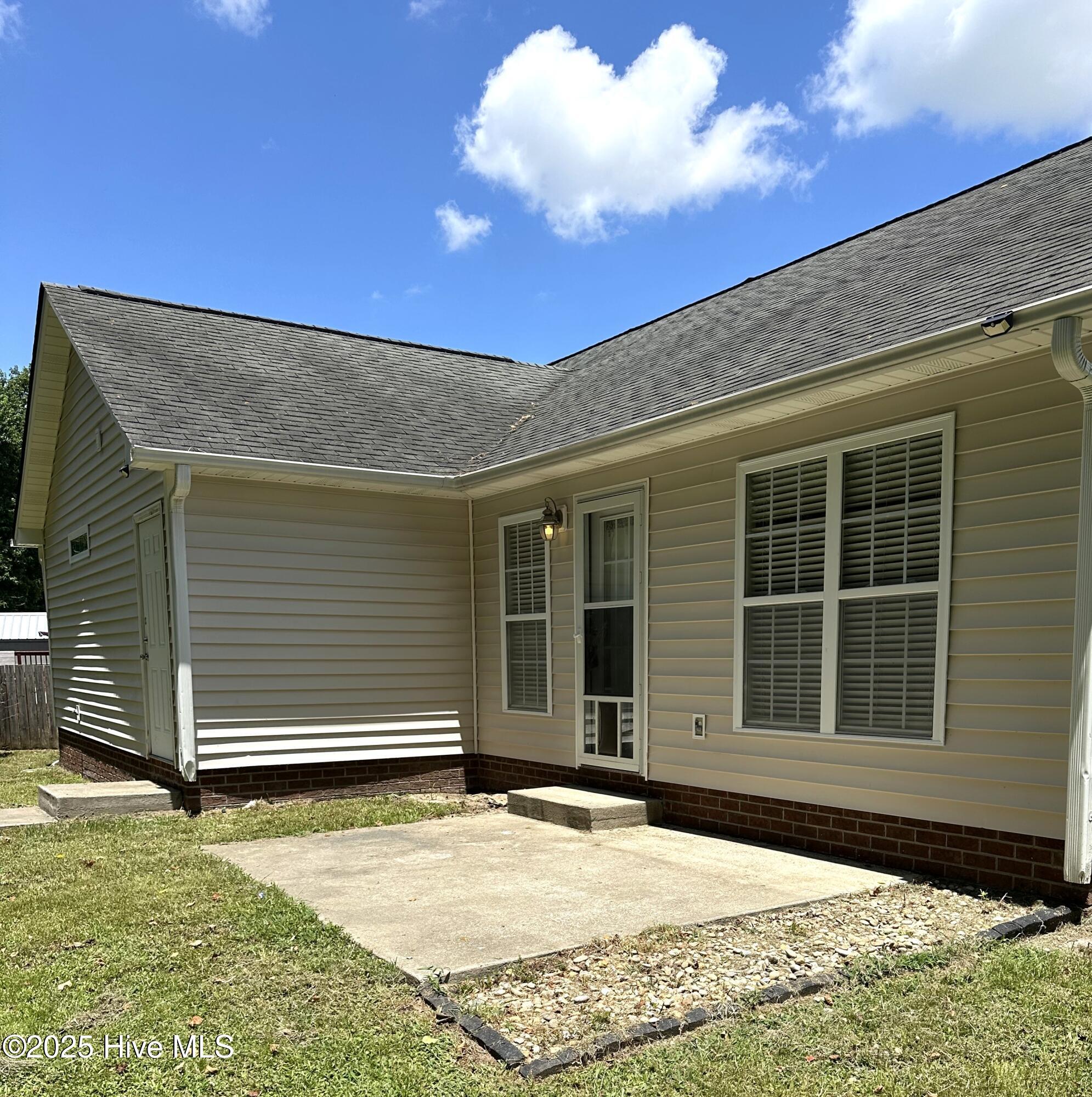 3846 Countryaire Drive Ayden, NC 28513 - Photo 6 of 40 Back view
