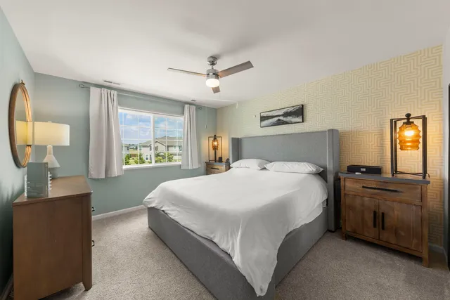 $379,000 | 1580 Wind Energy Pass, Batavia, IL 60510