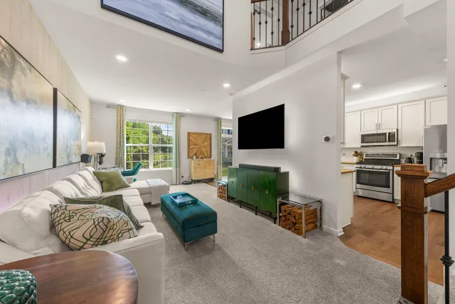 $379,000 | 1580 Wind Energy Pass, Batavia, IL 60510