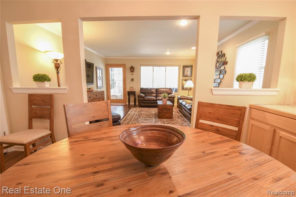736 Ludlow Avenue Rochester, MI 48307 - Photo 16 of 42