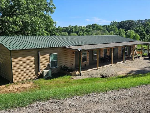 $1,800,000 | 13597 County Road 35, Tyler, TX 75706