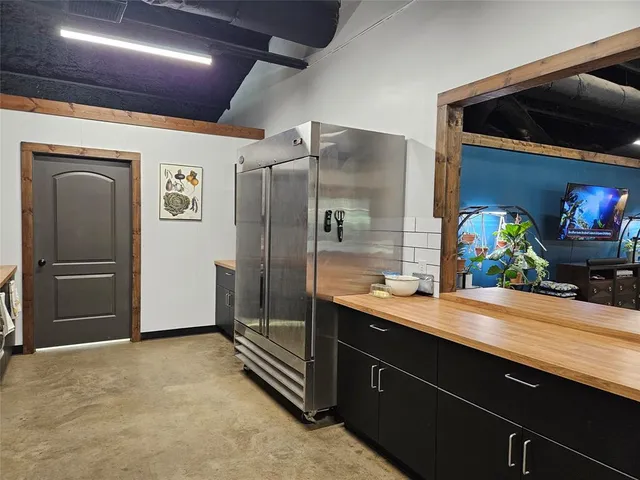 $1,800,000 | 13597 County Road 35, Tyler, TX 75706