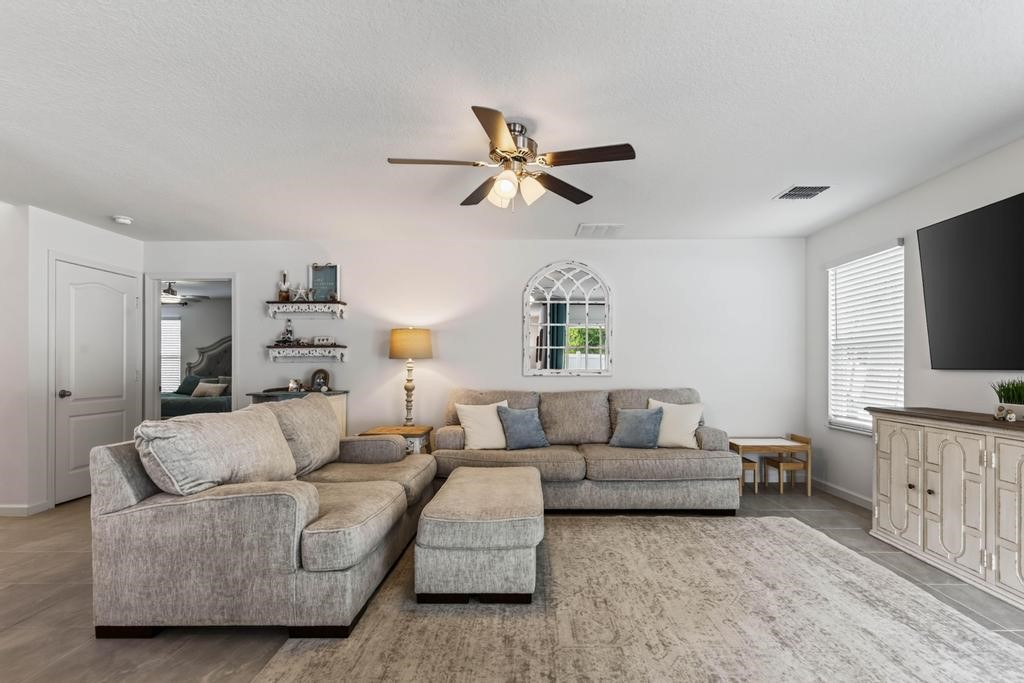 77074 Crosscut Way Yulee, FL 32097 - Photo 13 of 46