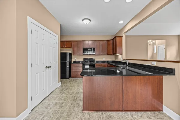$349,900 | 506 Audubon Trail, Irondequoit, NY 14622