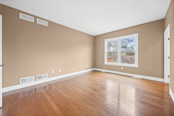 $349,900 | 506 Audubon Trail, Irondequoit, NY 14622