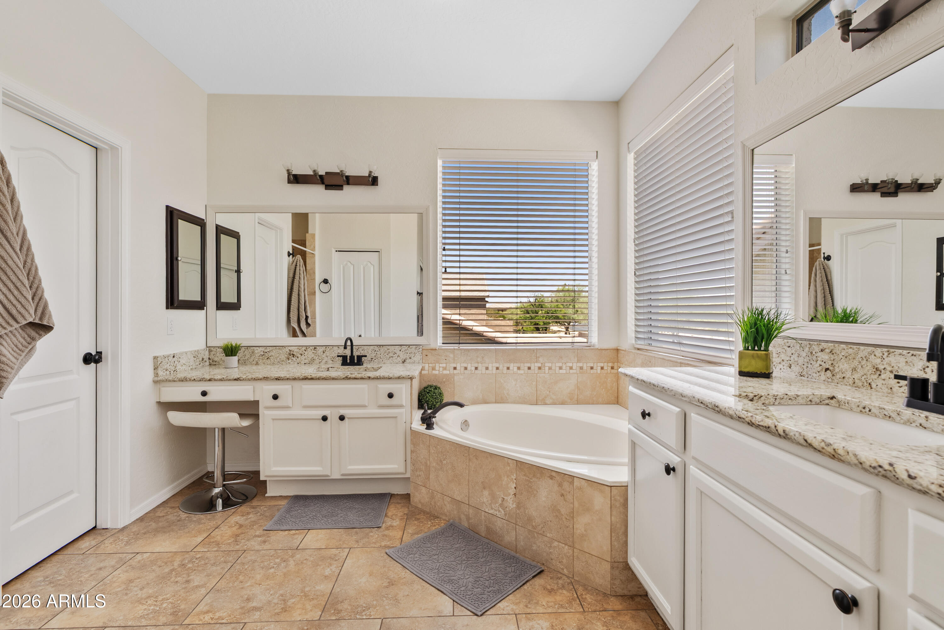 3060 North Ridgecrest, Unit 76 Mesa, AZ 85207 - Photo 25 of 46 Primary Bathroom