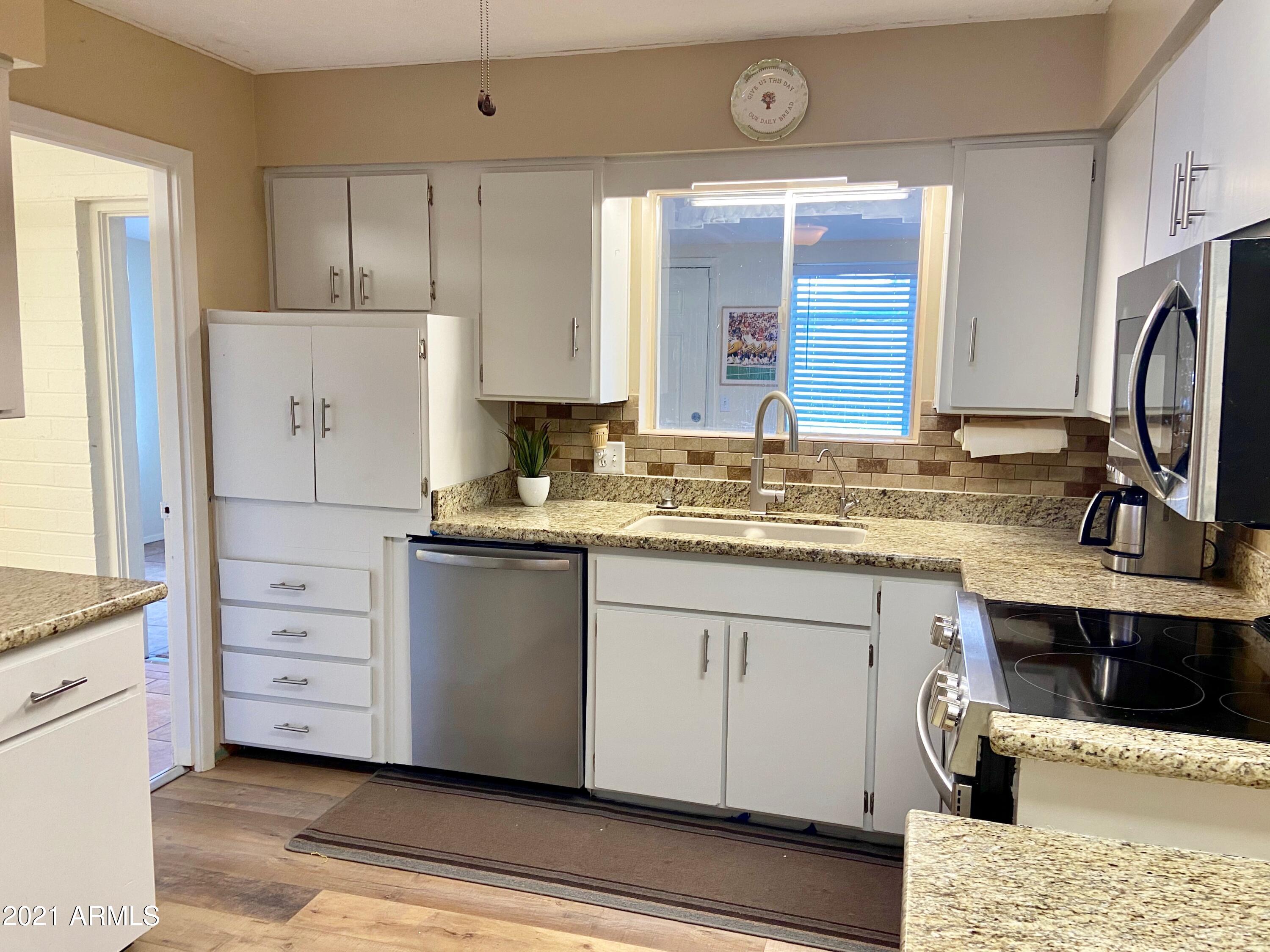 5734 East Decatur Street Mesa, AZ 85205 - Photo 11 of 37 IMG_4975