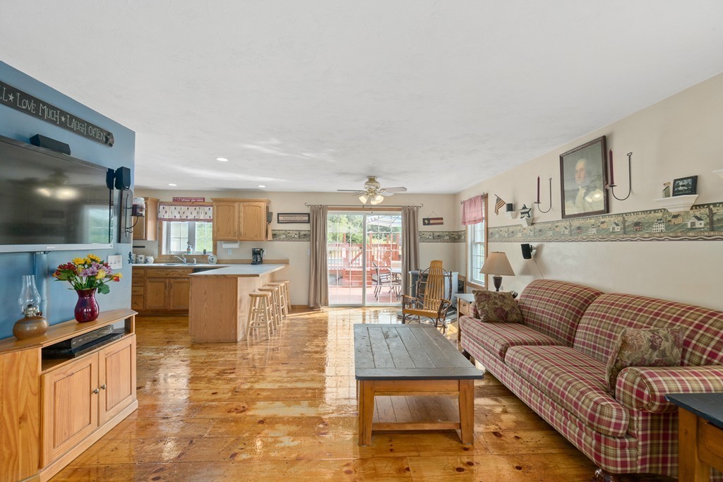 1417 Barre Road Hardwick, MA 01031 - Photo 6 of 30