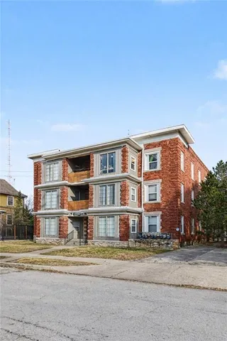 $1,875,000 | 3227 Central Street, Kansas City, MO 64111