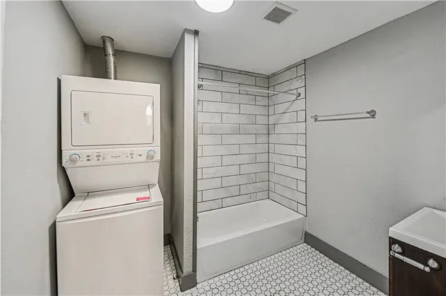 $1,875,000 | 3227 Central Street, Kansas City, MO 64111