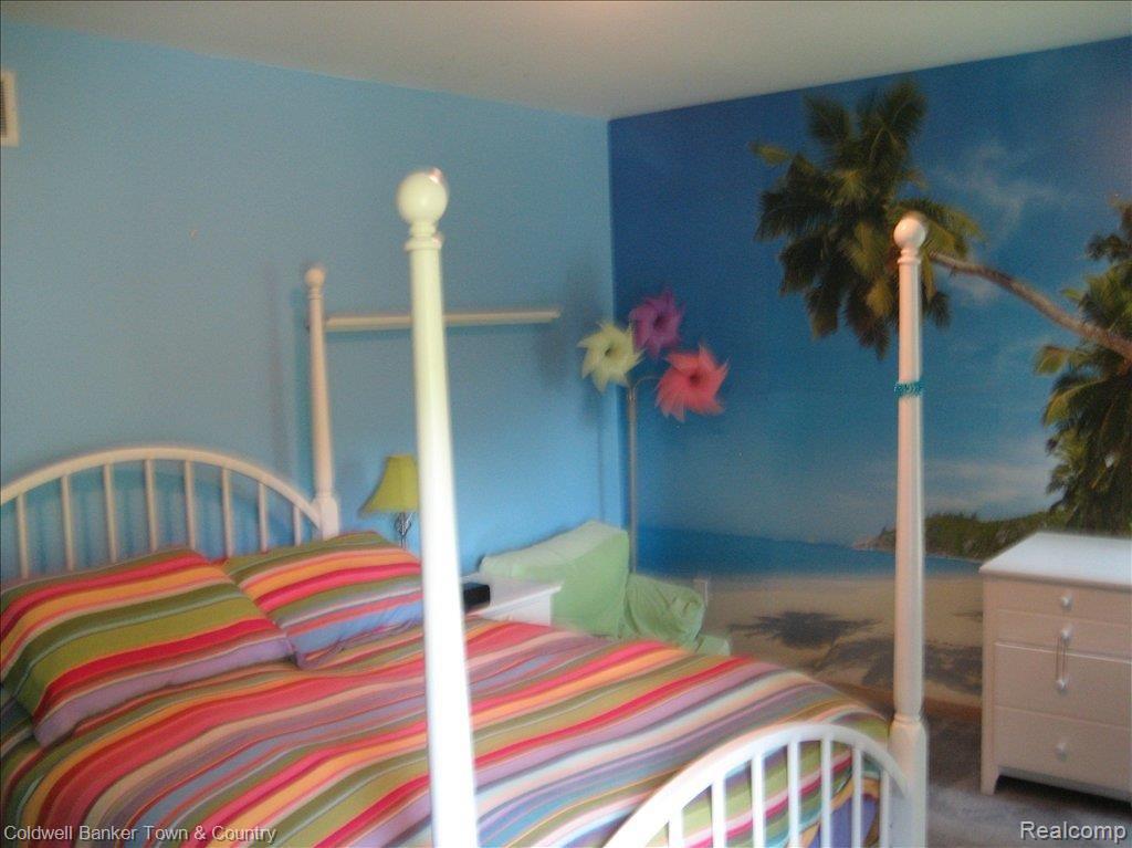 7237 Summit Ridge Brighton, MI 48116 - Photo 19 of 25 Bedroom #3