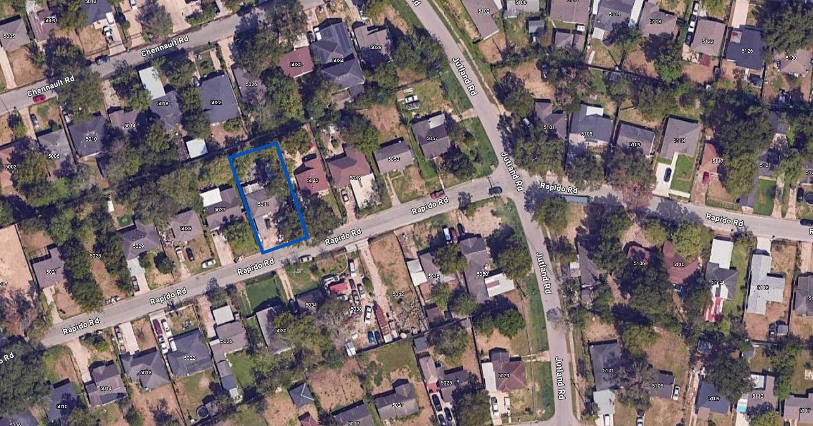 5041 Rapido Road Houston, TX 77033 - Photo 2 of 7 a city view