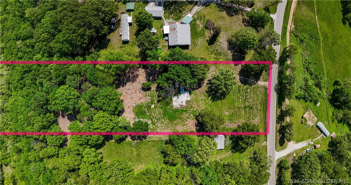 30835 Southwest State Rte 7 Edwards, MO 65326 - Photo 1 of 18